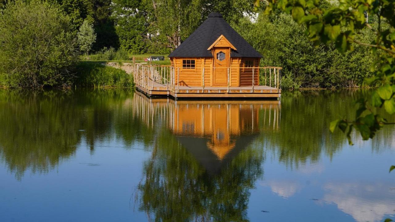 Les Flottantes Givrauval